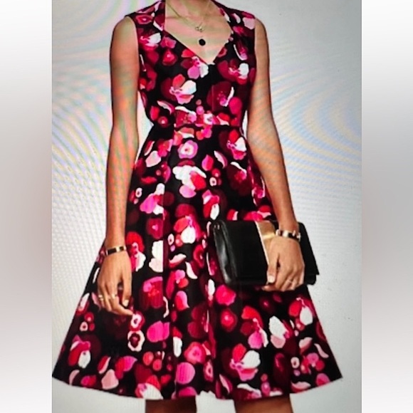 kate spade Dresses & Skirts - Kate Spade Falling Florals Fit and Flare Dress Size 6 ⭐️⭐️⭐️⭐️